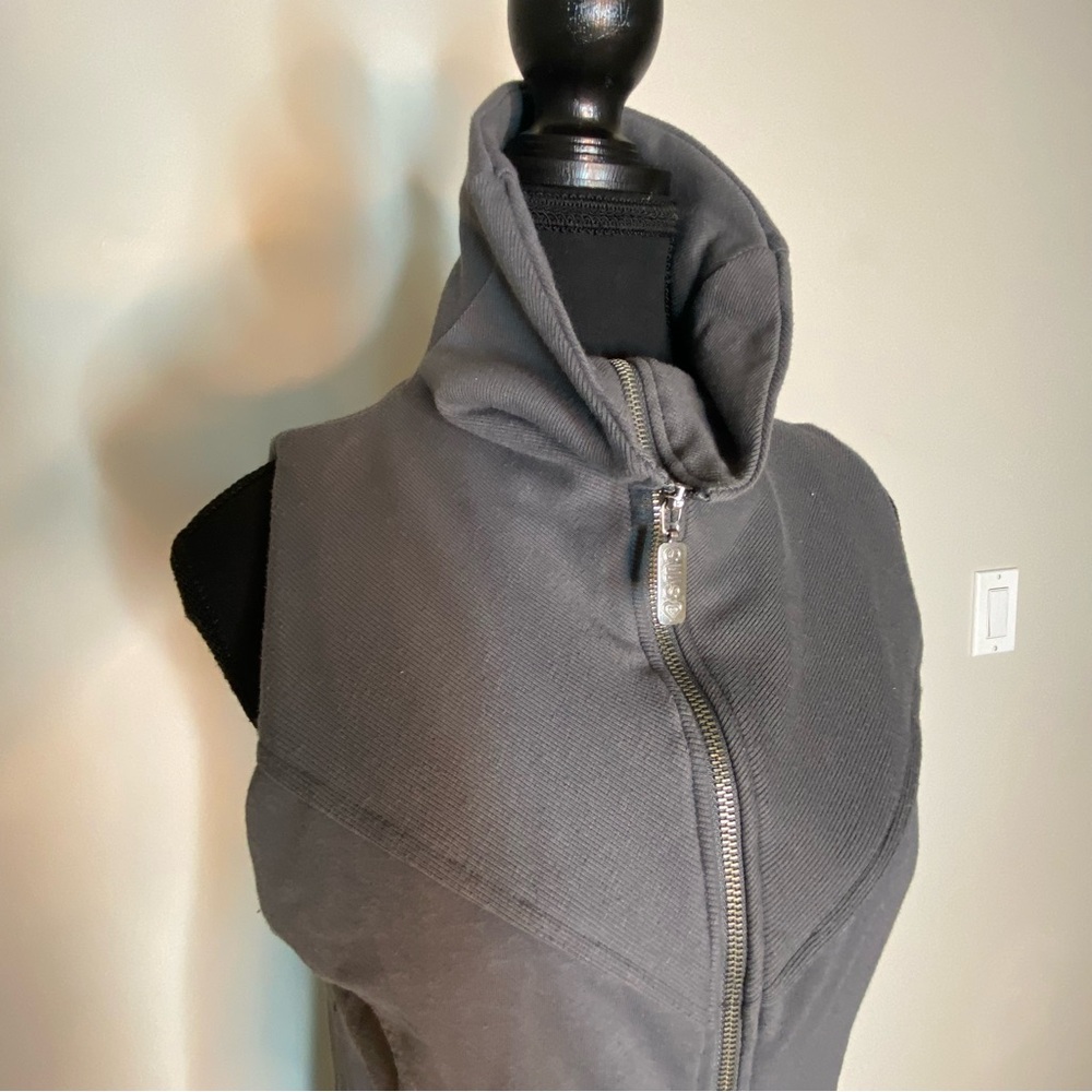 STREETWEAR SOCIETY Long Grey Vest Zipper Pockets Mock Neck Y2K Layers Fall Large - Picture 4 of 14